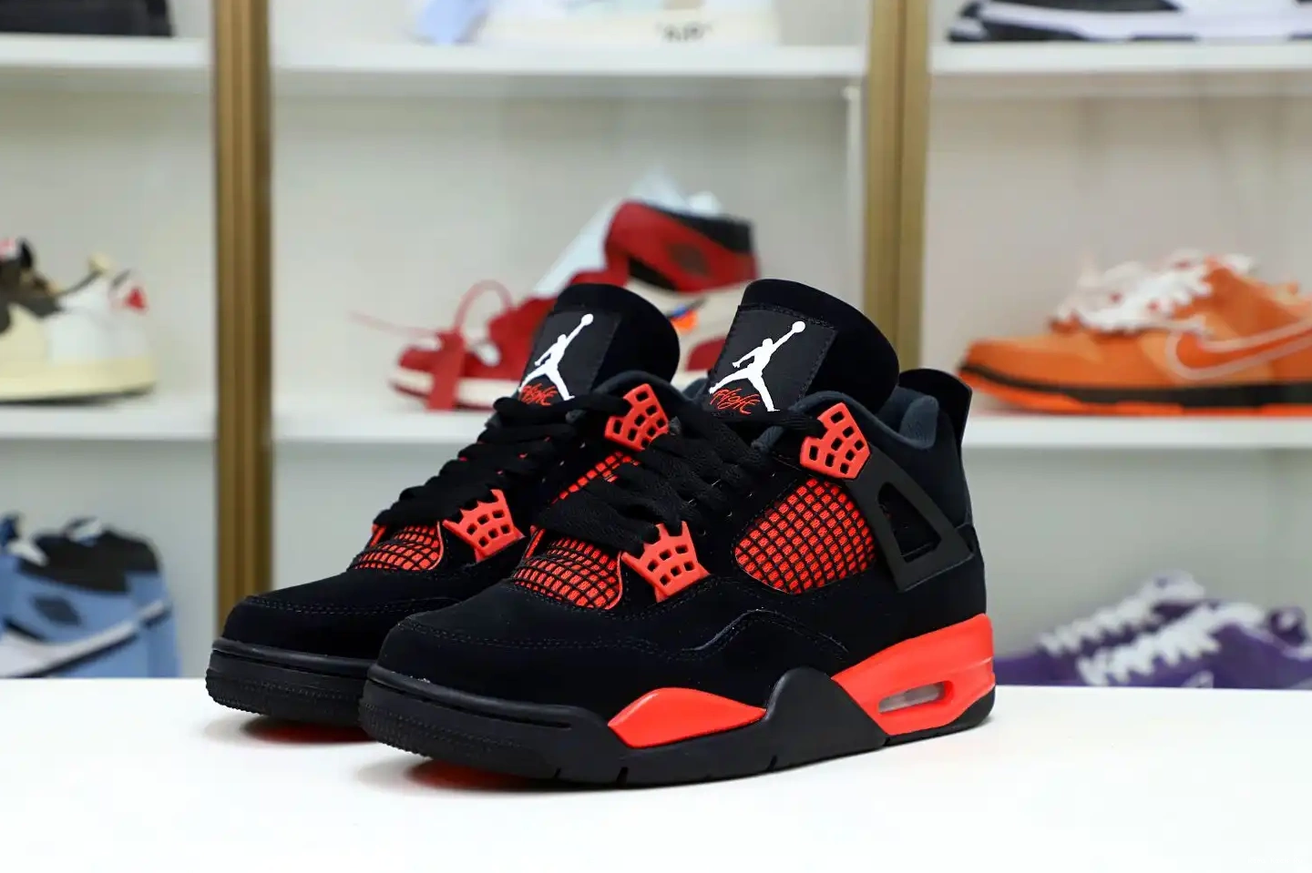 RETRO THUNDER' JORDAN 'RED 4 AIR Kimikick 0801